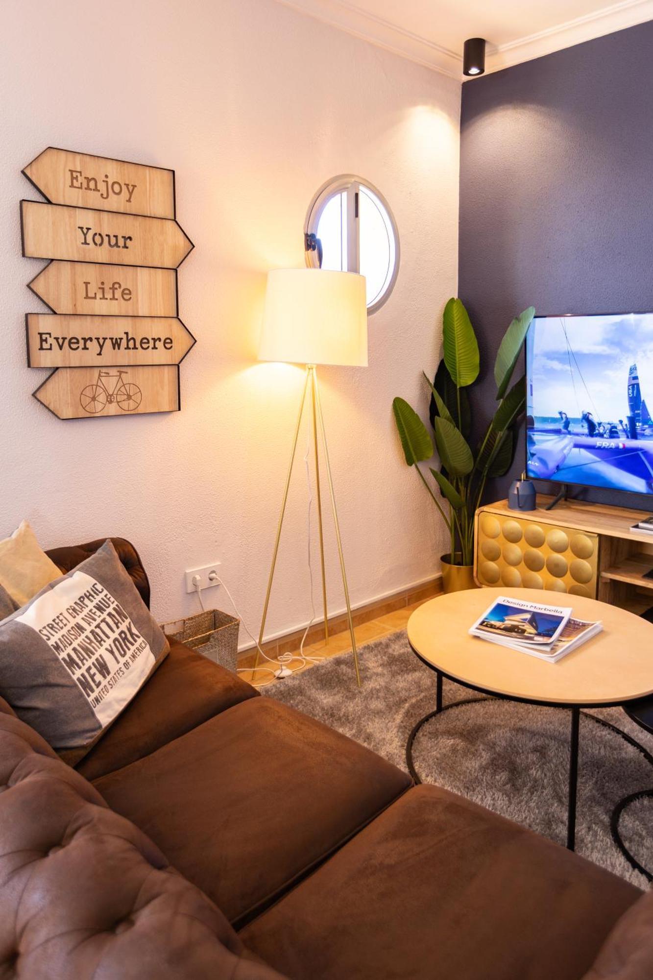 Hermoso En Casco Antiguo De ! Apartamento Marbella
